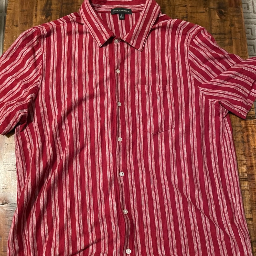 Banana Republic Camp Shirt - Short Sleeve - Large